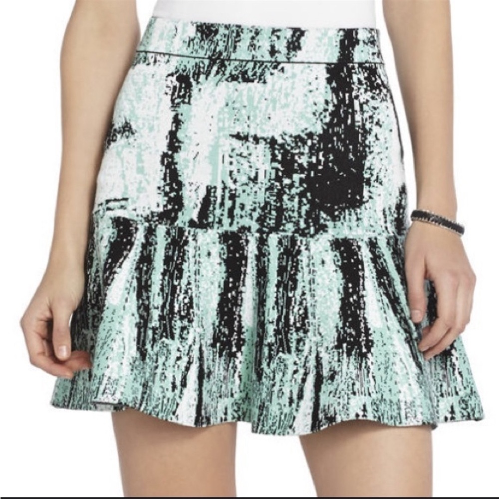 BcbgMaxazria Areca Peplum skirt sz S